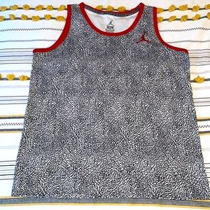 Boys Jordan XL muscle shirt